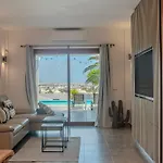 Achaman - Peace, Sea Views And Heated Pool בית נופש *