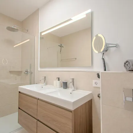 בית נופש Achaman - Peace, Sea Views And Heated Pool *