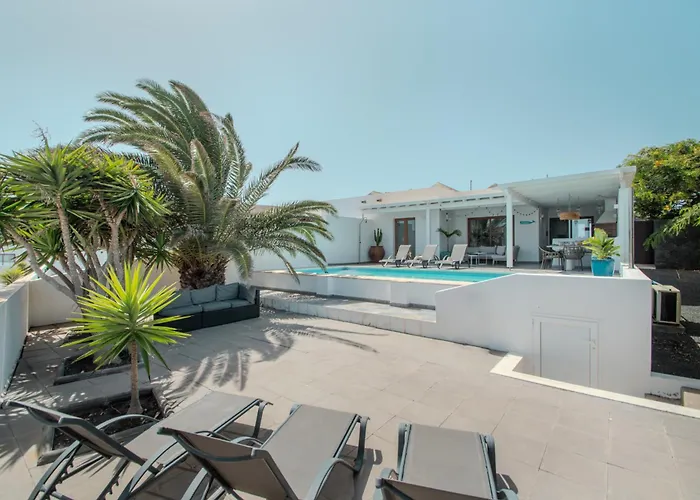 Holiday home Achaman - Peace, Sea Views And Heated Pool Playa Blanca (Lanzarote)