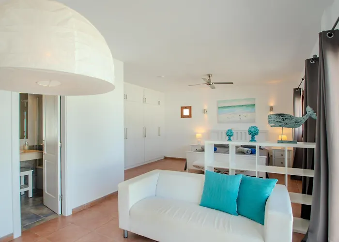 Holiday home Achaman - Peace, Sea Views And Heated Pool Playa Blanca (Lanzarote)