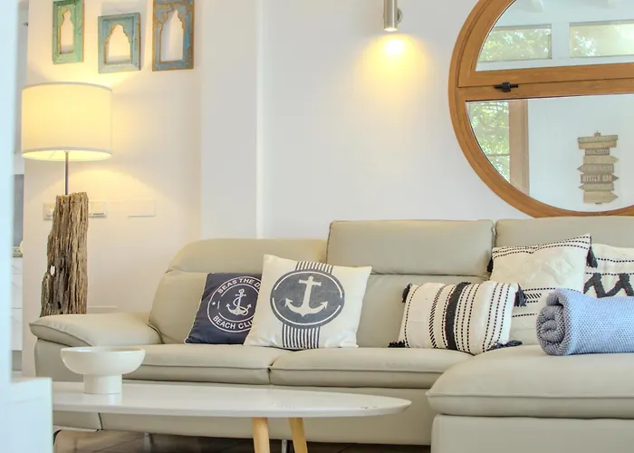 Achaman - Peace, Sea Views And Heated Pool Holiday home