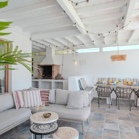 Achaman - Peace, Sea Views And Heated Pool *