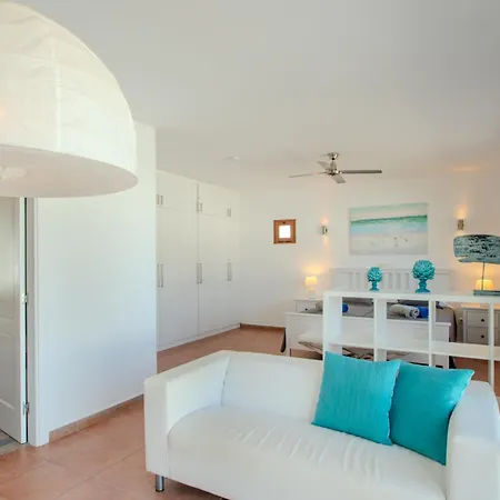 Tatil Evi Achaman - Peace, Sea Views And Heated Pool Playa Blanca