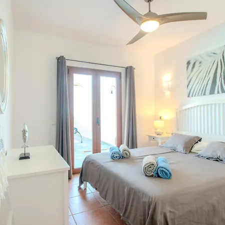 Tatil Evi Achaman - Peace, Sea Views And Heated Pool Playa Blanca