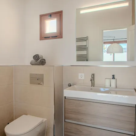 Dom wakacyjny Achaman - Peace, Sea Views And Heated Pool Playa Blanca (Lanzarote)