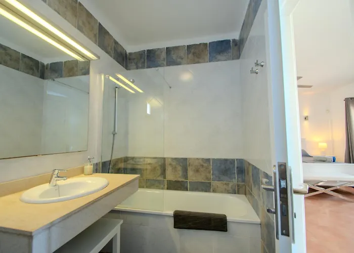 Achaman - Peace, Sea Views And Heated Pool *